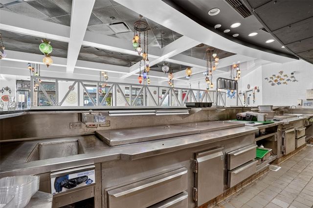 Turnkey Restaurant & Bar For Sale Prime Plantation, Plantation, FL 33324