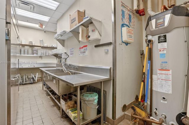 Turnkey Restaurant & Bar For Sale Prime Plantation, Plantation, FL 33324