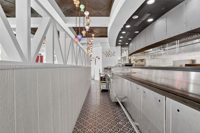 Turnkey Restaurant & Bar For Sale Prime Plantation, Plantation, FL 33324