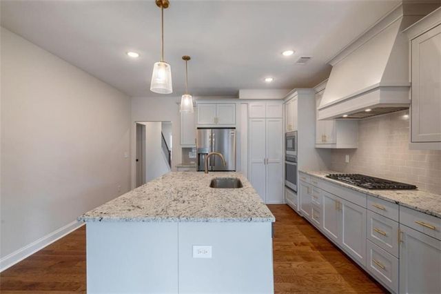 272 Westpark Drive, Athens, GA 30606