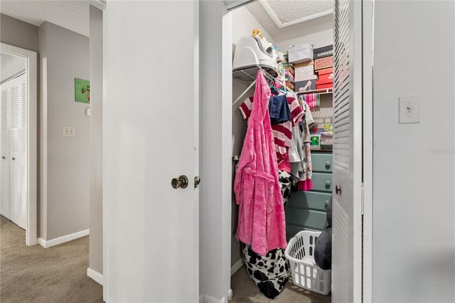 7920 N TANGERINE DRIVE 265, Temple Terrace, FL 33637