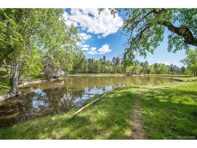 23551 Genesee Village Rd 15-H, Golden, CO 80401