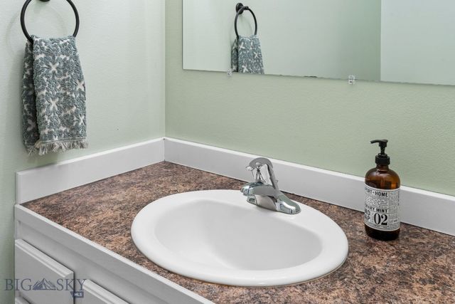 66 Aspenwood Drive, Bozeman, MT 59718