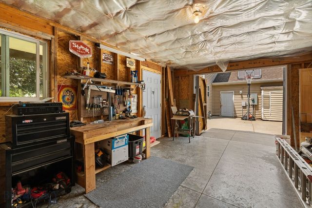 66 Aspenwood Drive, Bozeman, MT 59718