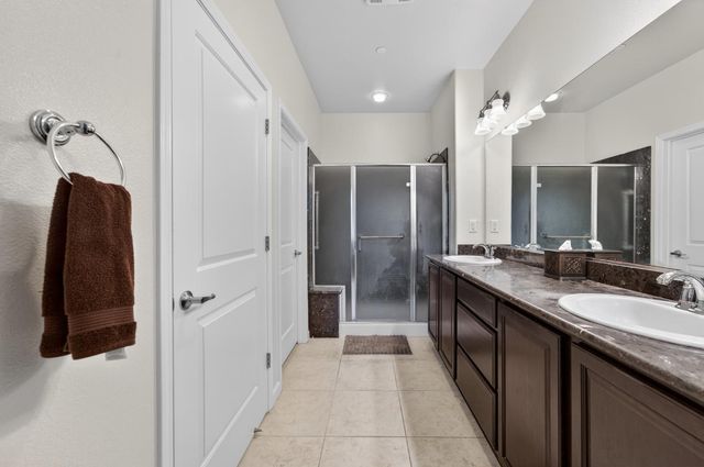 7901 Dearne Way, Elk Grove, CA 95757