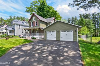 38 Elsmere Avenue, Bethlehem, NY 12054