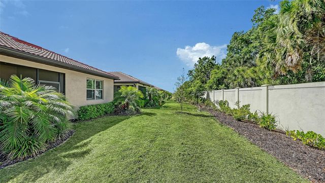 701 MARAVIYA BOULEVARD, Nokomis, FL 34275