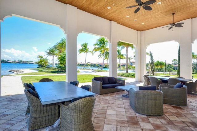 701 MARAVIYA BOULEVARD, Nokomis, FL 34275