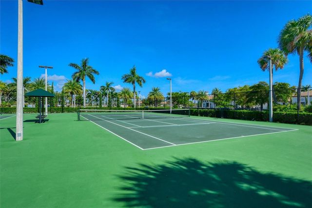 701 MARAVIYA BOULEVARD, Nokomis, FL 34275