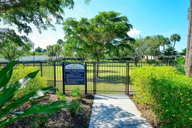 701 MARAVIYA BOULEVARD, Nokomis, FL 34275