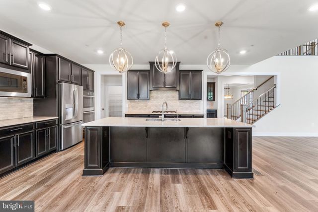13601 HEBRON LN, Upper Marlboro, MD 20774