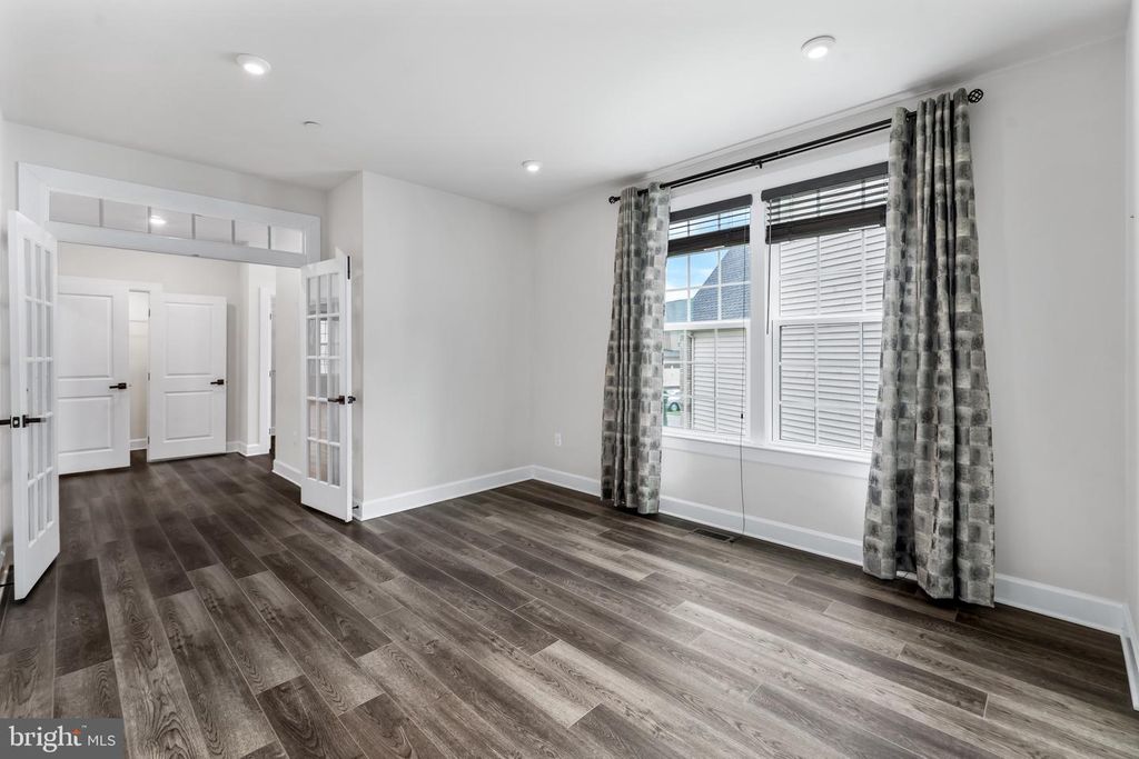 Image 11 of property listing at 13601 HEBRON LN, Upper Marlboro, MD 20774