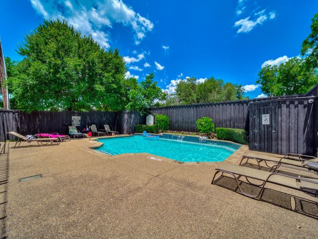4814 Bradford Drive 4814B, Dallas, TX 75219