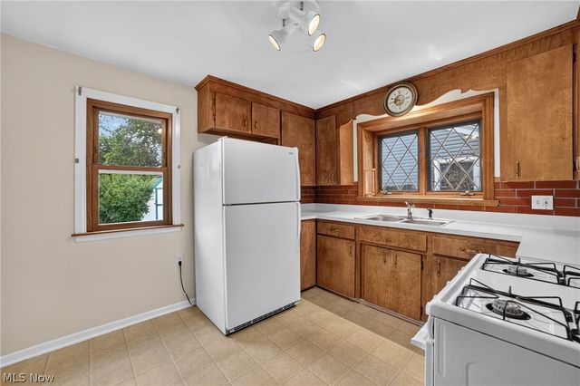 309 Hafely Drive, Lorain, OH 44052