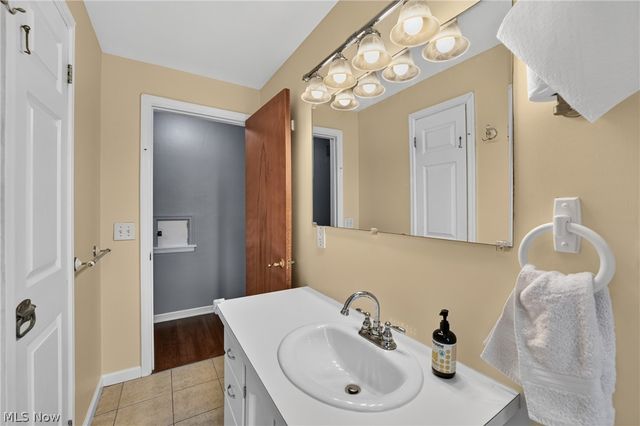 309 Hafely Drive, Lorain, OH 44052