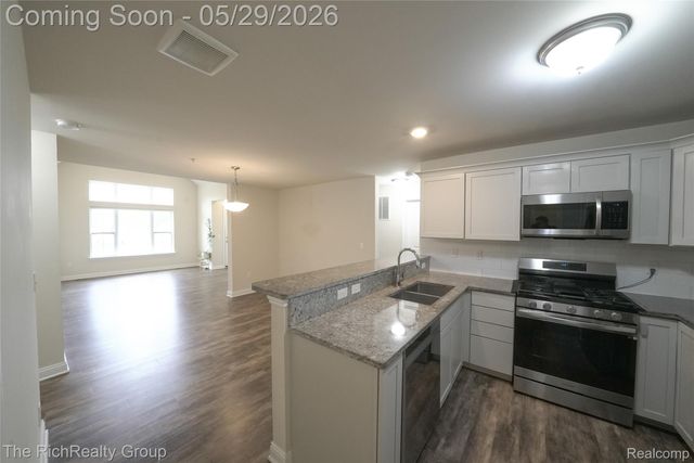 45646 Aragon Lane, Canton Charter Township, MI 48187
