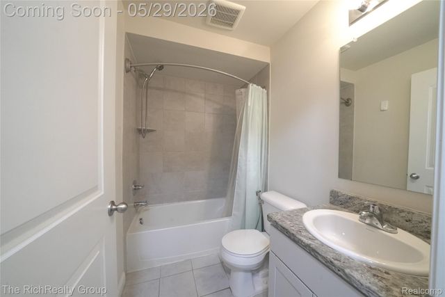 45646 Aragon Lane, Canton Charter Township, MI 48187