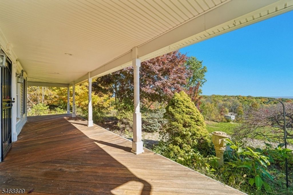 10 Dales Xing, Wantage Twp., NJ 07461 — exterior