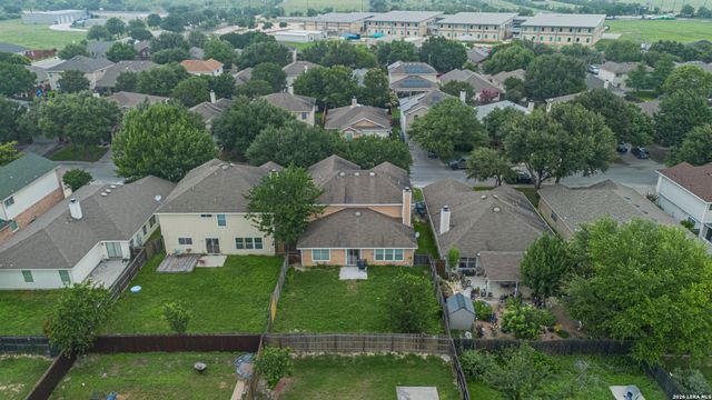 7426 Obbligato Ln, San Antonio, TX 78266