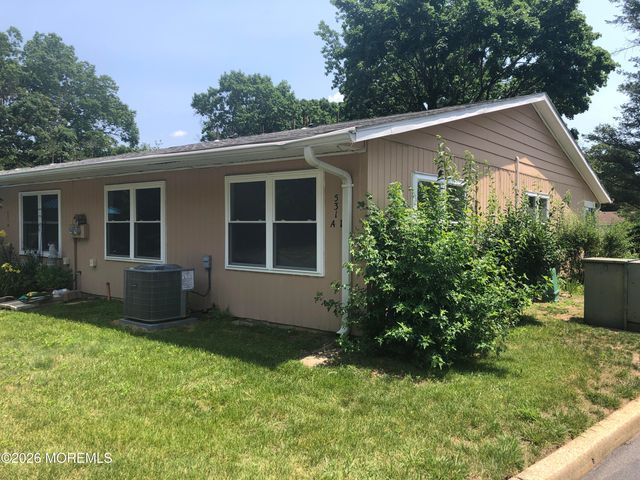 531A Dartmoor Court, Lakewood, NJ 08701