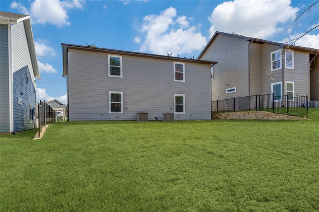 1033 Ray Drive, Denison, TX 75020
