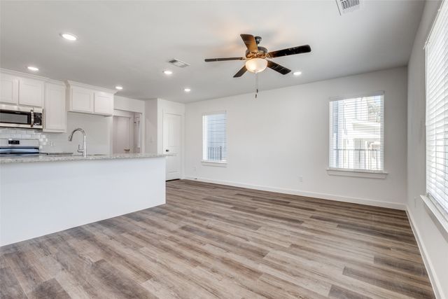 1033 Ray Drive, Denison, TX 75020