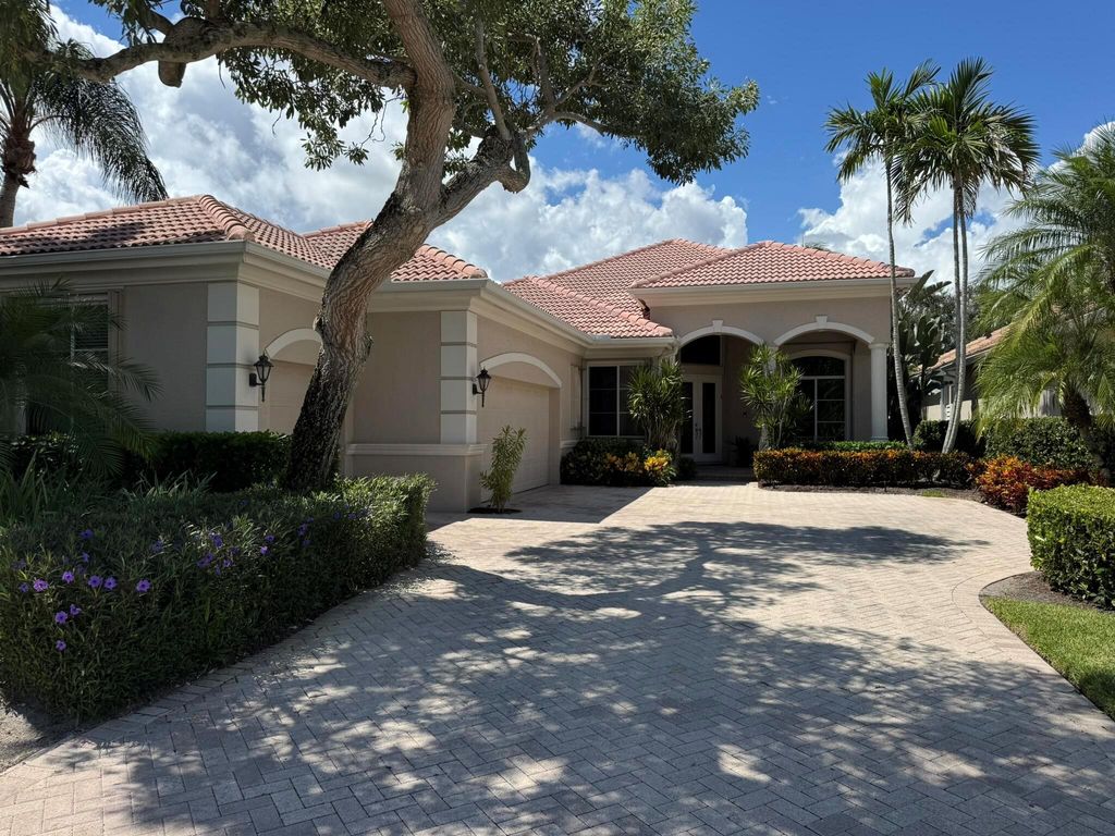 111 San Marco Drive, Palm Beach Gardens, FL 33418