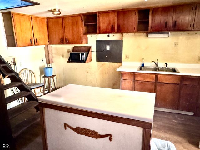 5550 E Private Road 675 N, Butlerville, IN 47223