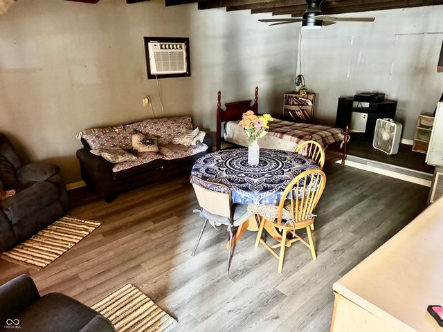 5550 E Private Road 675 N, Butlerville, IN 47223