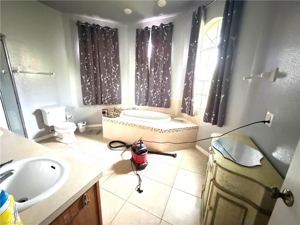2700 Rita AVE N, LEHIGH ACRES, FL 33971 — photo 5