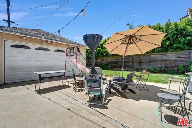 1044 Chelsea Avenue, Santa Monica, CA 90403