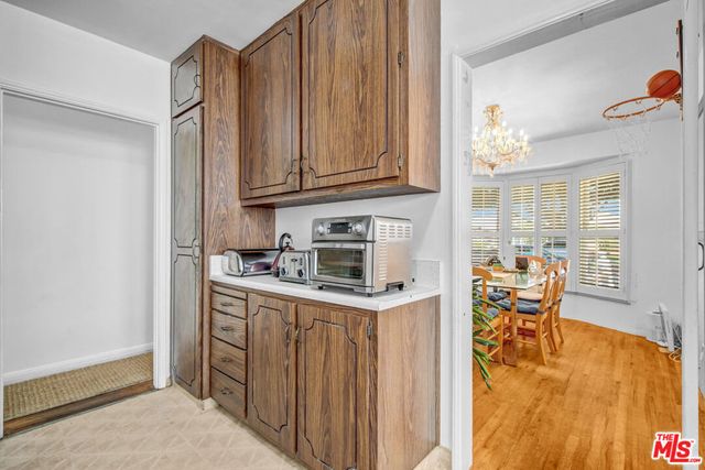 1044 Chelsea Avenue, Santa Monica, CA 90403