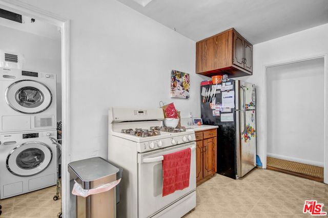 1044 Chelsea Avenue, Santa Monica, CA 90403