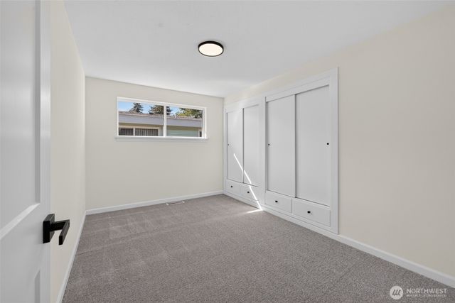 30025 14th Avenue S, Federal Way, WA 98003