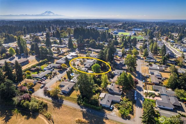 30025 14th Avenue S, Federal Way, WA 98003