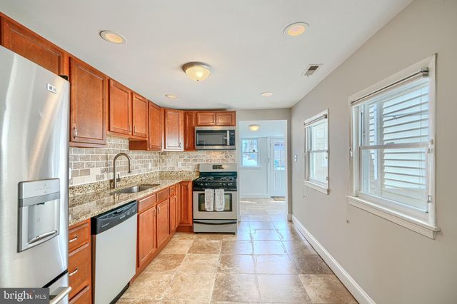 11 W WEST ST, Baltimore, MD 21230