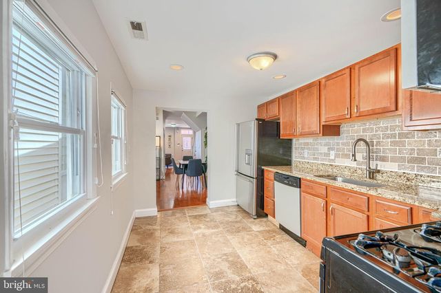11 W WEST ST, Baltimore, MD 21230