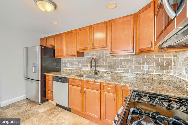 11 W WEST ST, Baltimore, MD 21230