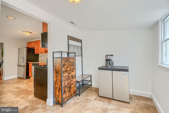 11 W WEST ST, Baltimore, MD 21230