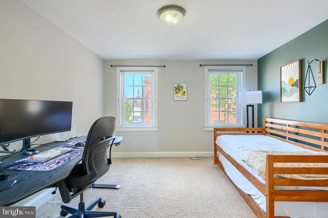 11 W WEST ST, Baltimore, MD 21230
