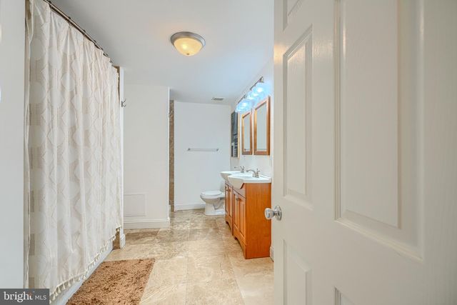 11 W WEST ST, Baltimore, MD 21230