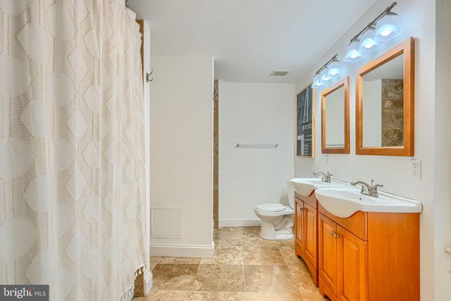 11 W WEST ST, Baltimore, MD 21230