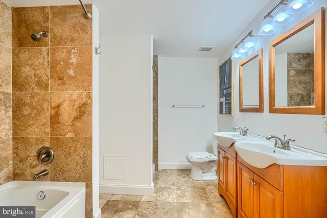 11 W WEST ST, Baltimore, MD 21230