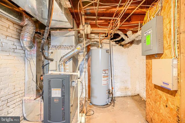 11 W WEST ST, Baltimore, MD 21230