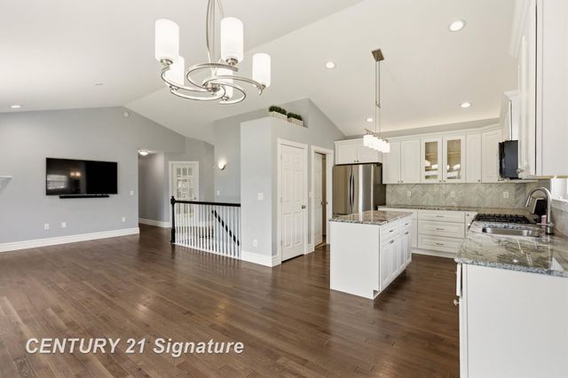 5570 Blackberry Road, Saginaw Twp, MI 48603
