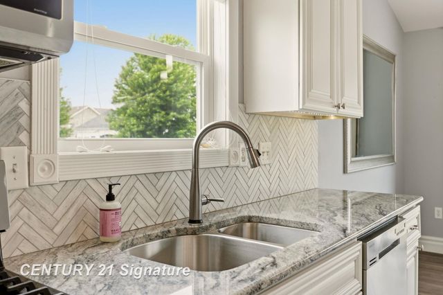 5570 Blackberry Road, Saginaw Twp, MI 48603