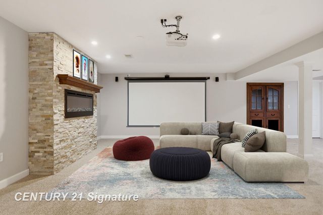 5570 Blackberry Road, Saginaw Twp, MI 48603