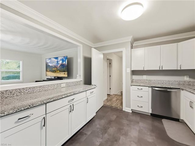 307 Beacon Hill CT, Norfolk, VA 23502