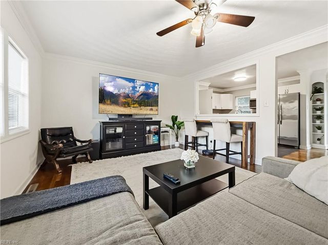 307 Beacon Hill CT, Norfolk, VA 23502