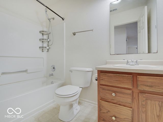 10403 Bicknell Circle, Fishers, IN 46038